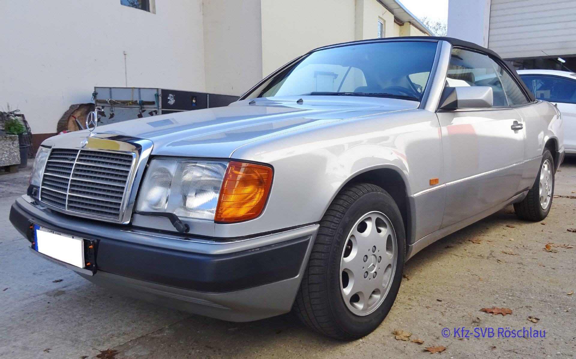 Mercedes-Benz  320 CE Cabrio (124) (1993)